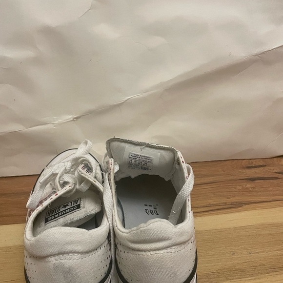 Converse All Star Girls White Multicolor Sneakers Size 3.5. - Picture 3 of 6